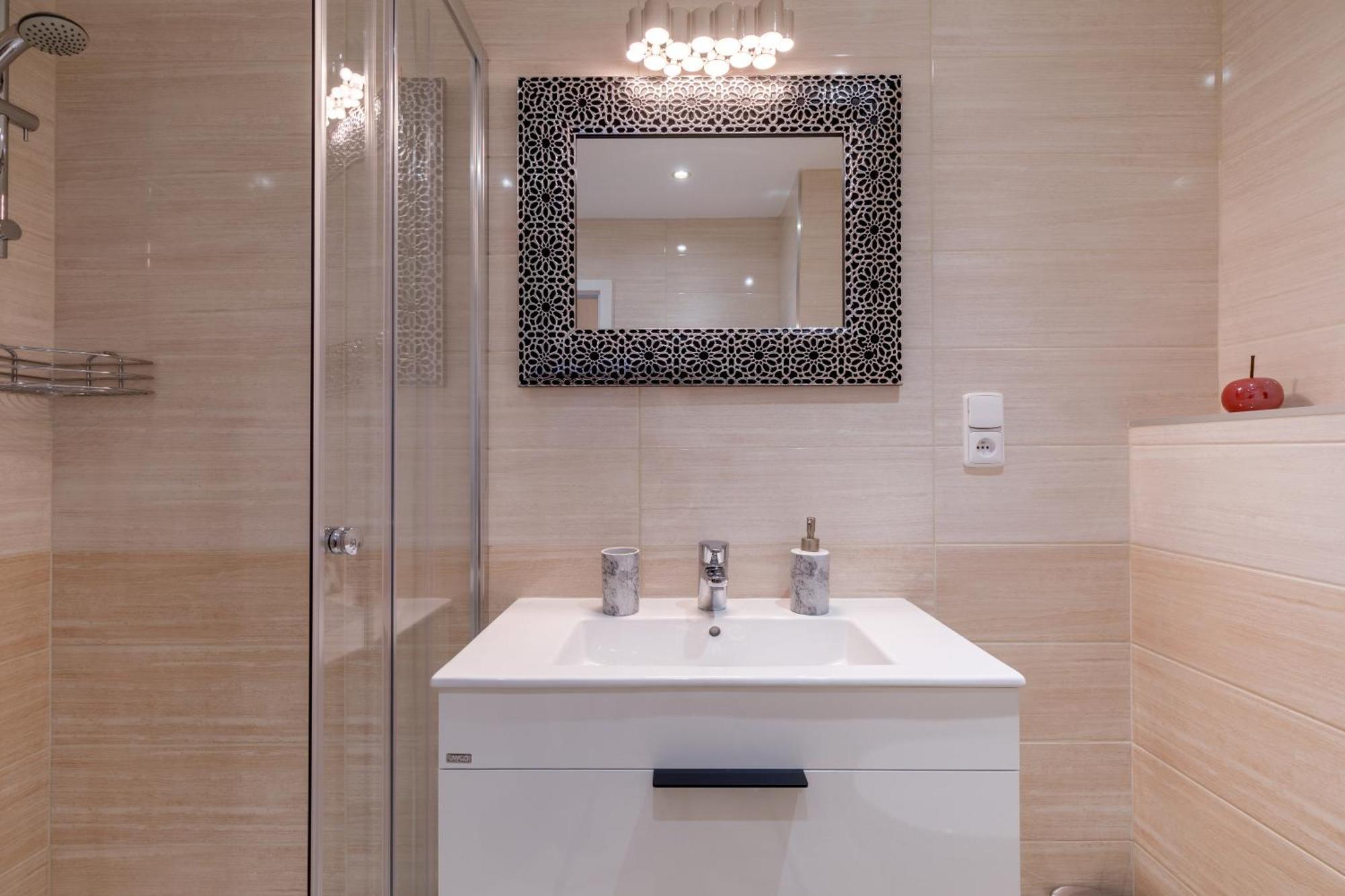 Apartments Menuet カルロヴィ・ヴァリ 部屋 写真