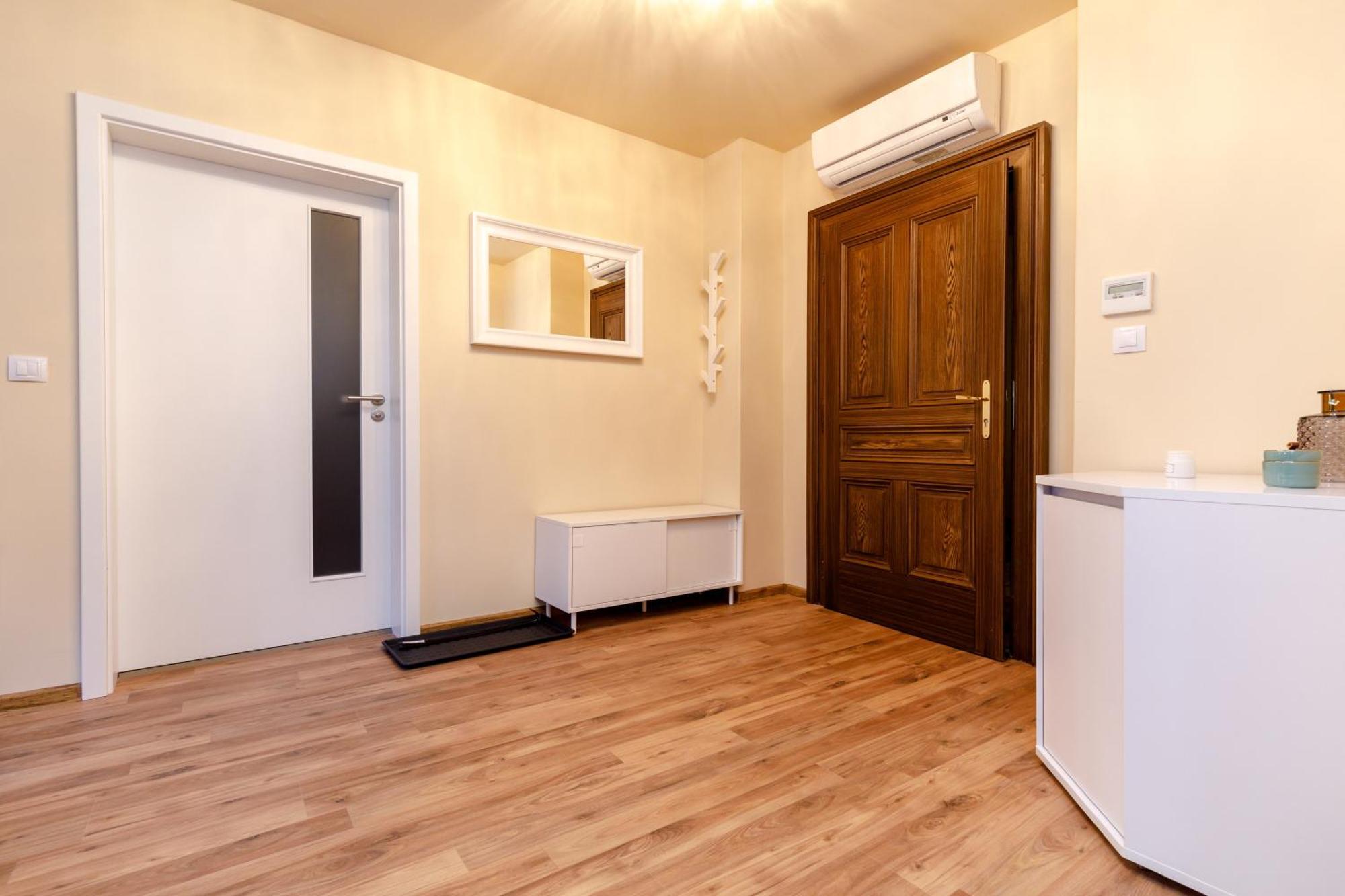 Apartments Menuet カルロヴィ・ヴァリ 部屋 写真