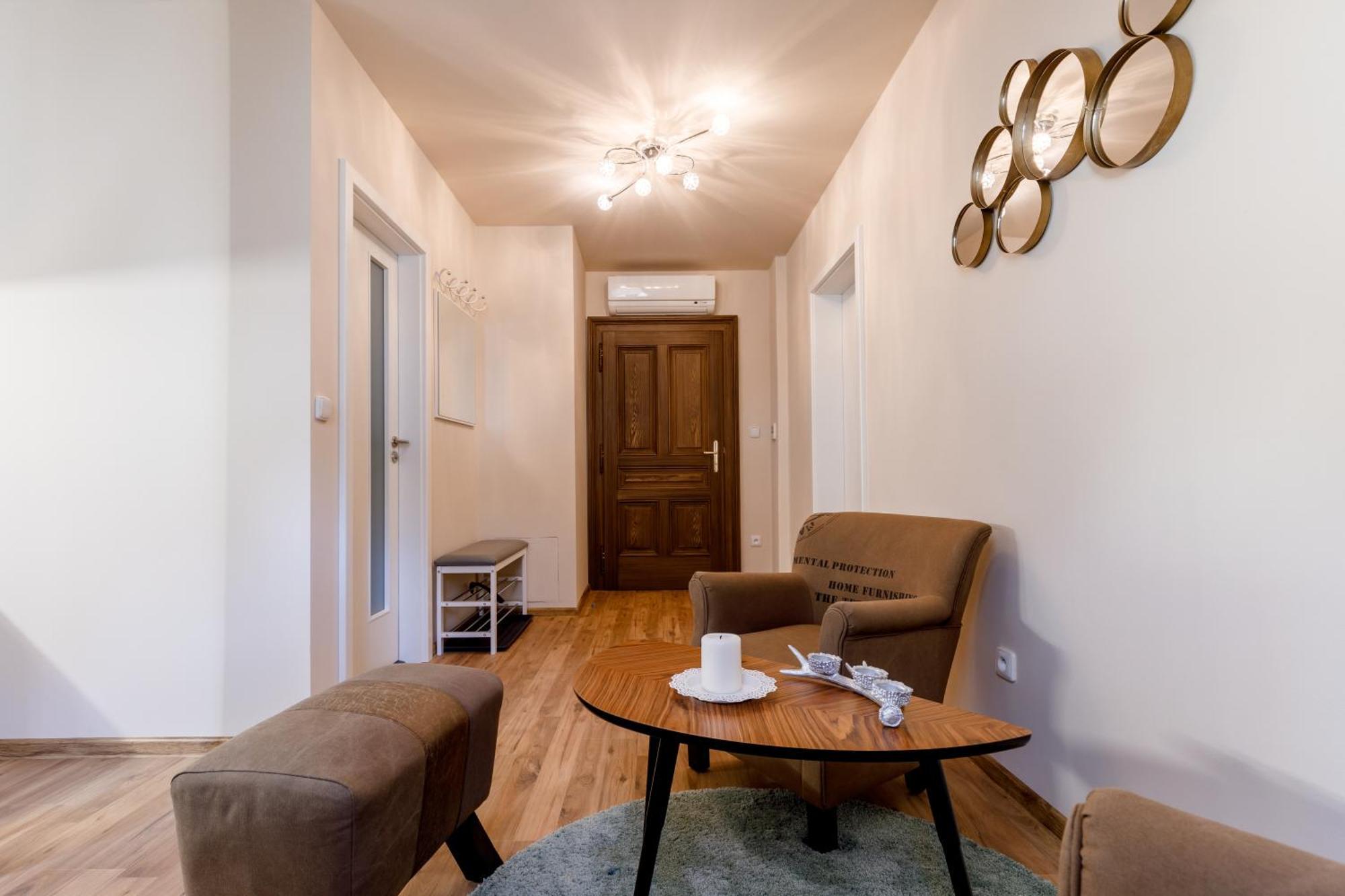 Apartments Menuet カルロヴィ・ヴァリ 部屋 写真