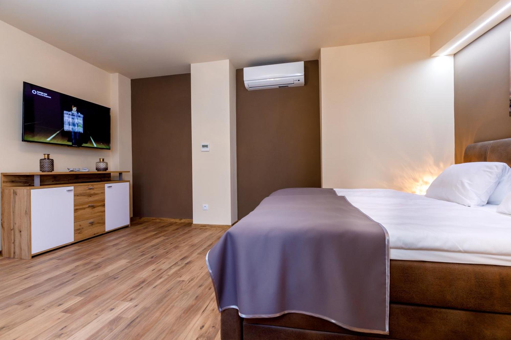 Apartments Menuet カルロヴィ・ヴァリ 部屋 写真