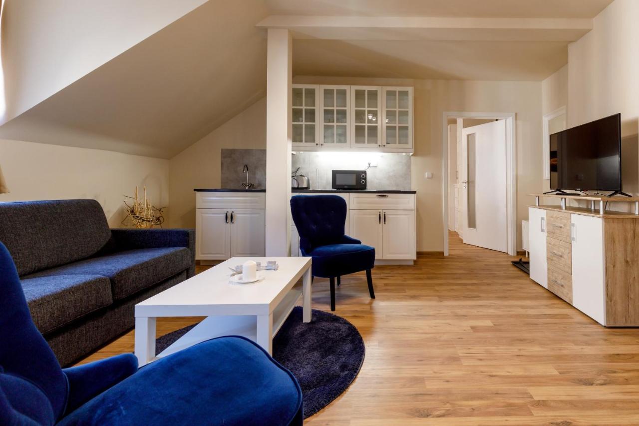 Apartments Menuet カルロヴィ・ヴァリ 部屋 写真